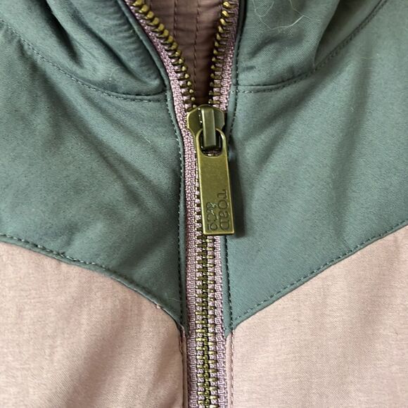 Toad & Co. Woman’s Poma Bomber Jacket - Picture 5 of 12